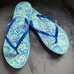Lilly Pulitzer flip flops